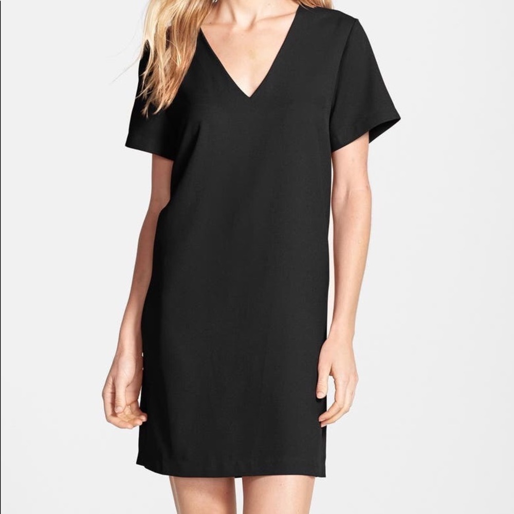NWT Felicity & Coco V-Neck Dress